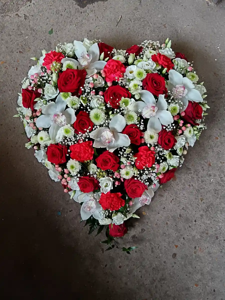 Dame Nature Fleuriste La Chartre Sur Le Loir Bouquet Fleurs 7